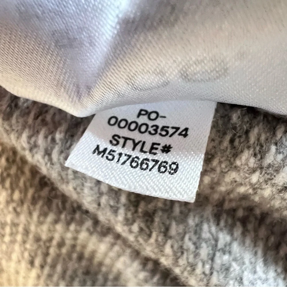 Vince Wool & Cashmere-Blend Crewneck Sweater